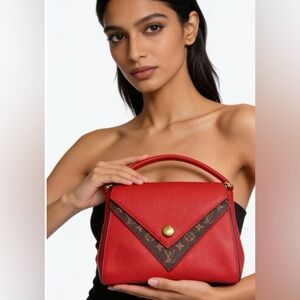 10-26 Chanel CC Micro PST Caviar Leather